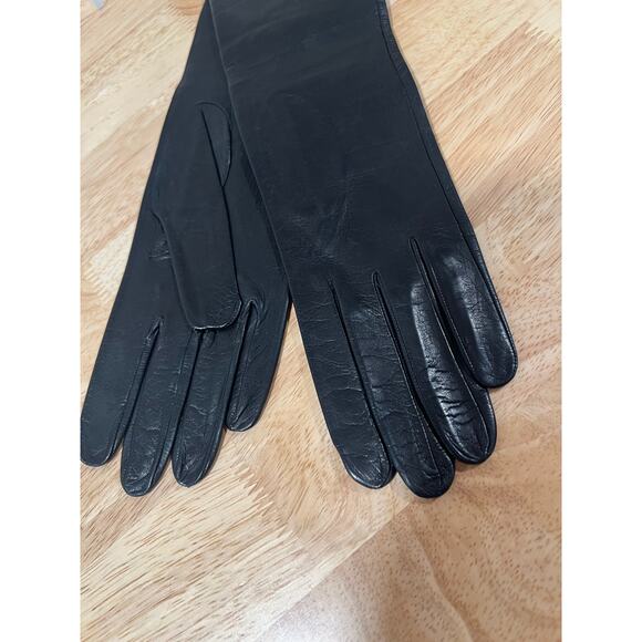 Vintage Dainty Soft Black Leather Gloves Long Small JL - Picture 1 of 9